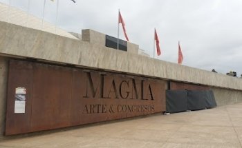 ATM - Cajero automático.